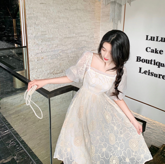 Korea Puff Sleeve Lace Dress